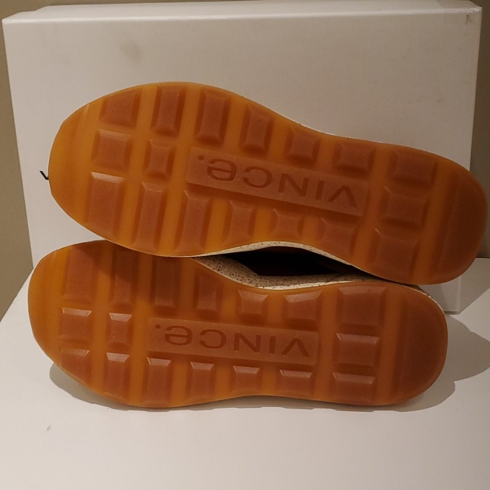 Vince NWT Galvin Chunky Fashion Sneakers - Picture 9 of 10